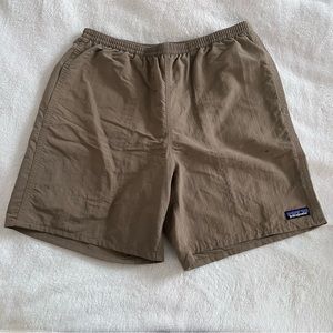 Patagonia Khaki Tan Baggies 7” Shorts Nylon Mens M
